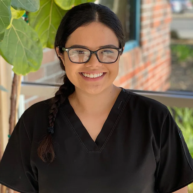 Jazmin Contreras, Registered Dental Assistant